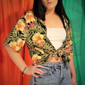 Hawaiian vintage tourist shirt